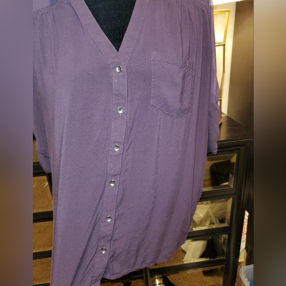 EUC Express Purple Button-Up Shirt With Sheer Sleeves Size L - Picture 2 of 9